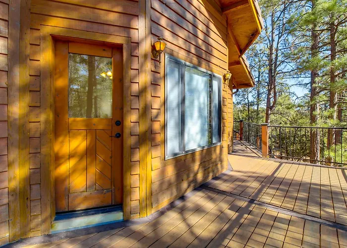 Hot Tub: 'ponderosa Paradise'