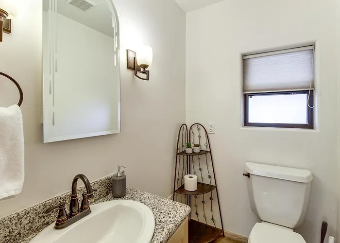 Hot Tub: 'ponderosa Paradise' Holiday home