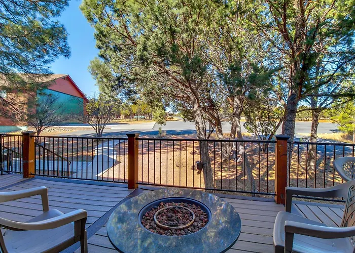 Holiday home Hot Tub: 'ponderosa Paradise'
