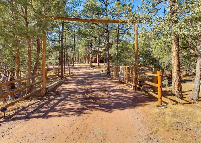 Hot Tub: 'ponderosa Paradise'